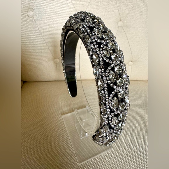 ✨SILVER BEADED HEADBAND✨ - Picture 3 of 7